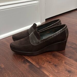 Italian Brown Suede Leather Shoes Wedge Heels Chocolate Donald J. Pliner brand
